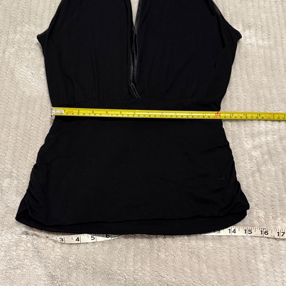 2B Bebe Black Top, sleeveless size small - Picture 4 of 12
